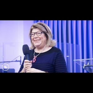 Meet your Posher, Leyla